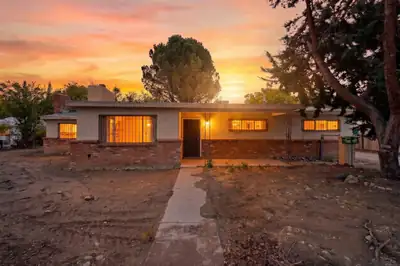 2118 Castanada Street SW, Albuquerque 