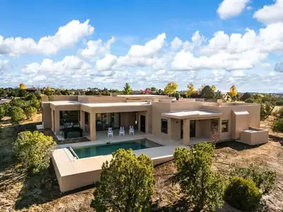 9 Tamarisk Trail, Santa Fe 