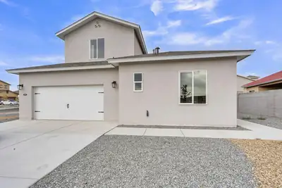 20 Bravo Road, Los Lunas 