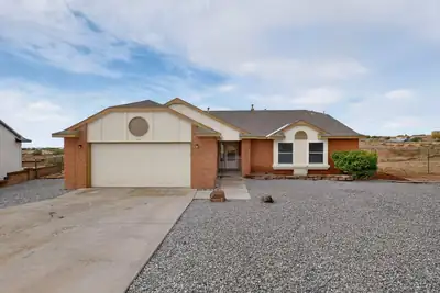 729 Silver Court NE, Rio Rancho
