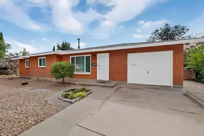 2420 Stevens Drive NE 