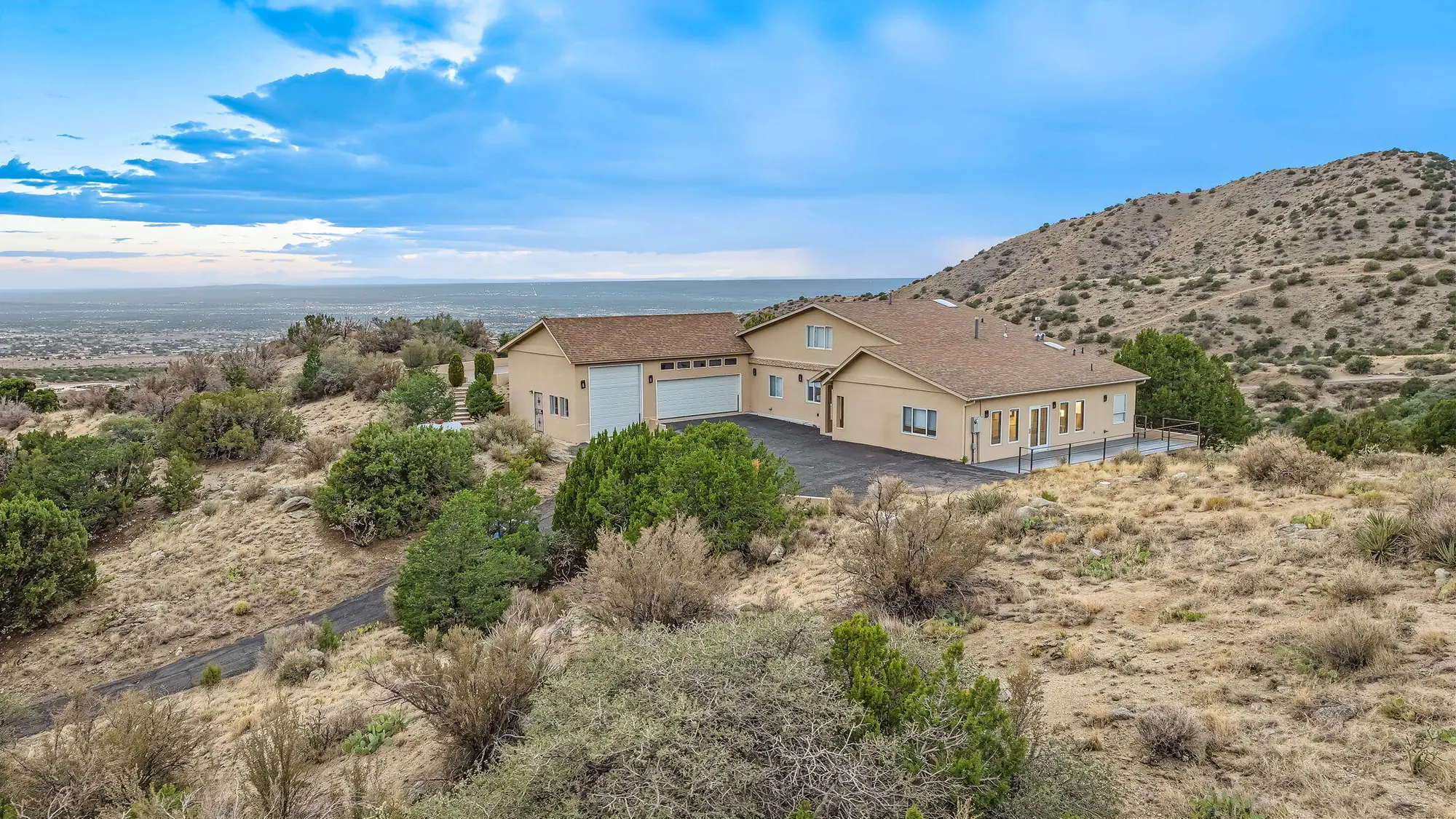 30 Tierra Monte Drive NE