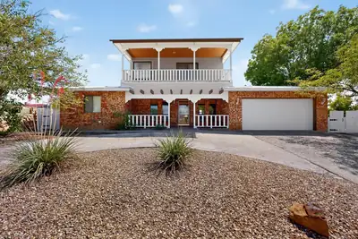 1690 Golf Course Road 