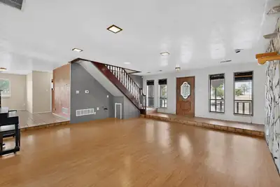 1690 Golf Course Road 