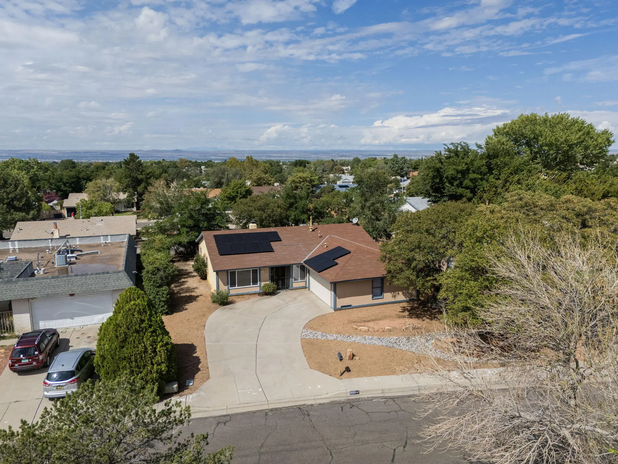 3825 Westerfeld Drive NE