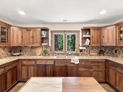 156 Valle Escondido Road, Taos, NM 87571 