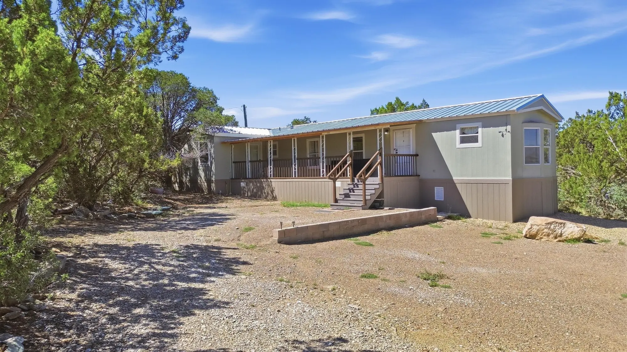 4038 Martinez Road, Edgewood, NM 87015