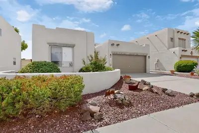 10819 Chicobush Drive NW, Albuquerque, NM 87114 