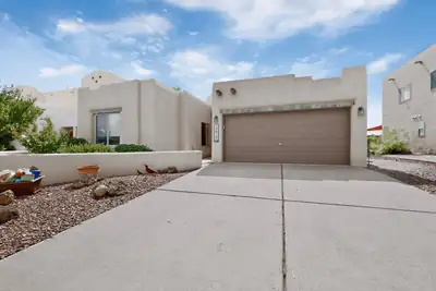 10819 Chicobush Drive NW, Albuquerque, NM 87114 