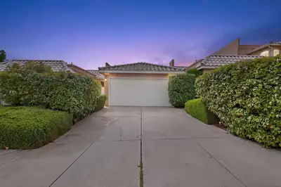 4909 Sereno Drive NE, Albuquerque, NM 87111 