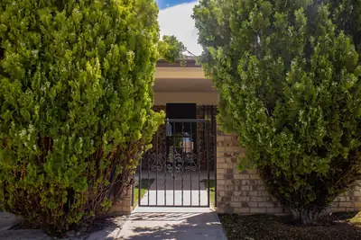 5406 Edwards Drive NE, Albuquerque, NM 87111 