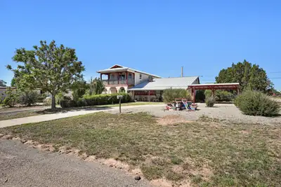 211 N Ripley Avenue, Mountainair 