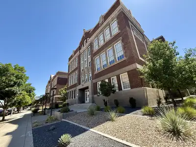 301 Central Avenue NE 117, Albuquerque, NM 87102 