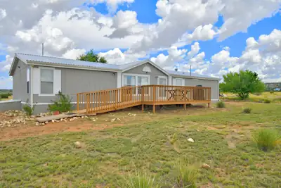 713 B Anaya Road, Stanley, NM 87056 