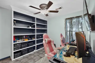 1092 Sand Dune Road NE, Rio Rancho, NM 87144 