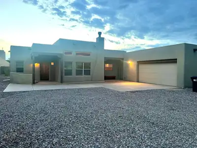 3105 Demavend Road NE, Rio Rancho