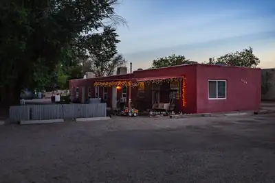 7524 2nd Street NW, Albuquerque, NM 87107 