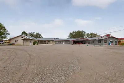 605 US-60, Mountainair