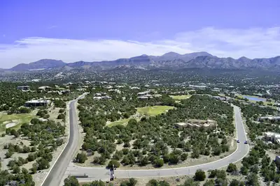 2 Broken Arrow Place, Sandia Park, NM 87047 