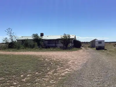 5 Douglas Court, Edgewood, NM 87015 