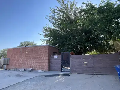 304 Texas Street NE, Albuquerque, NM 87108 