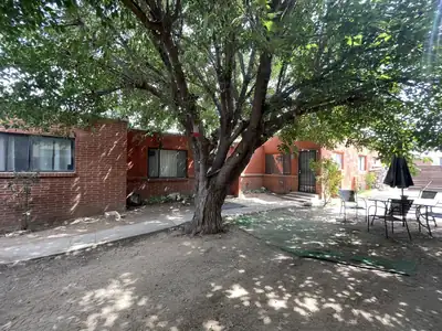 304 Texas Street NE, Albuquerque, NM 87108 