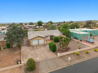3102 May Circle SE, Albuquerque, NM 87124 