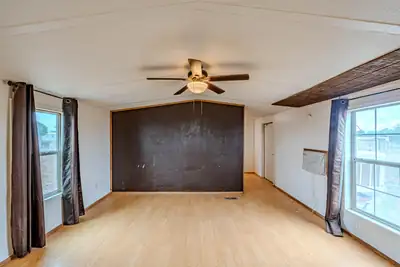 60 Sandia Street, Moriarty, NM 87035 