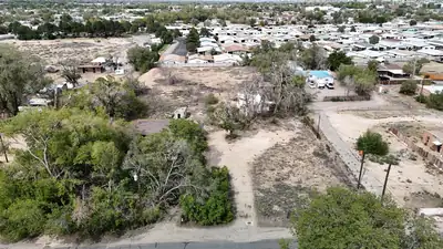 505 Mission Avenue NE, Albuquerque, NM 87107 
