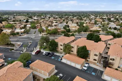6800 Vista Del Norte Drive NE 422, Albuquerque, NM 87113 