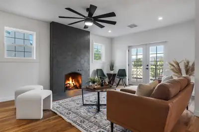 219 Solano Drive SE, Albuquerque, NM 87108 
