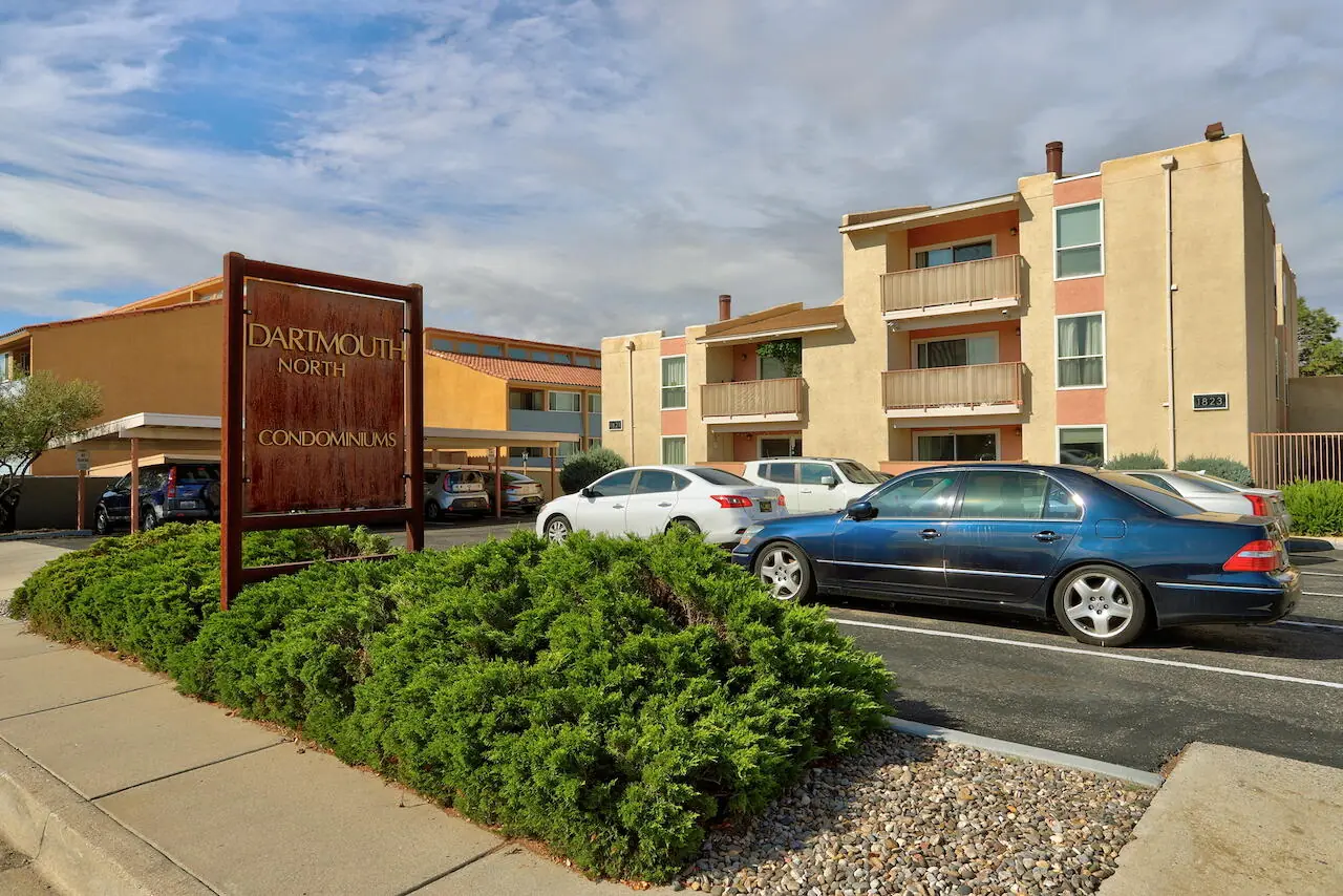 1821 Dartmouth Drive NE 104, Albuquerque, NM 87106
