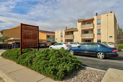 1821 Dartmouth Drive NE 104, Albuquerque