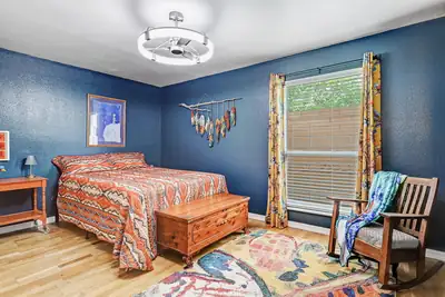 1821 Dartmouth Drive NE 104, Albuquerque, NM 87106 