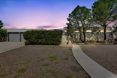 8901 Osuna Road NE, Albuquerque, NM 87111 