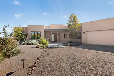 6 Blue Corn Court, Sandia Park, NM 87047 