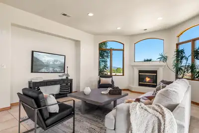 31 Kramer Road, Sandia Park, NM 87047 