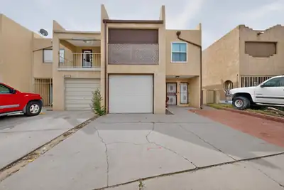 2835 Estrella Brillante Street NW, Albuquerque, NM 87120 