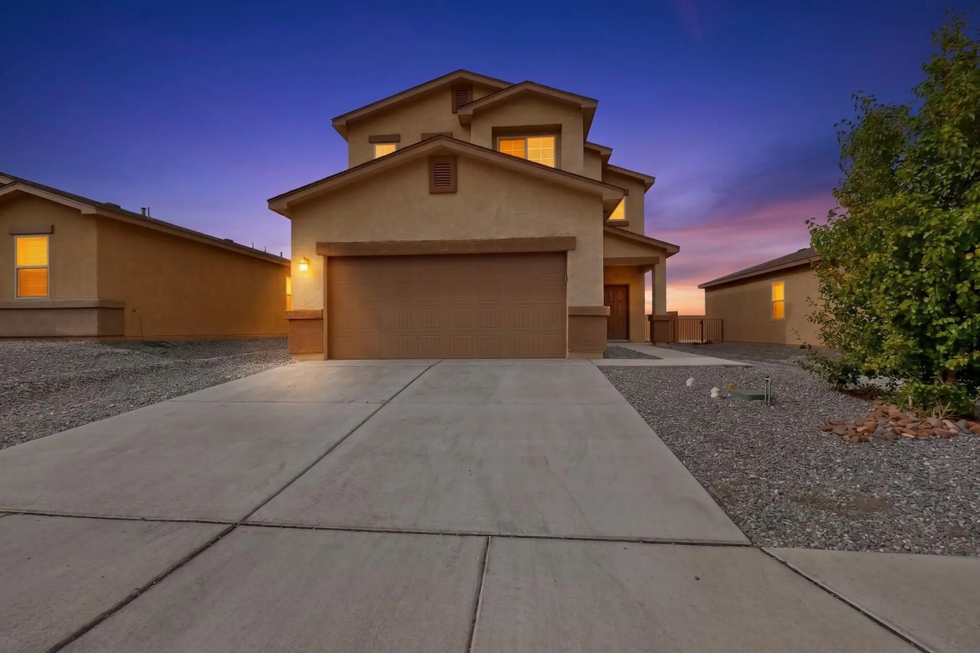 23 Hermanos Loop, Los Lunas, NM 87031