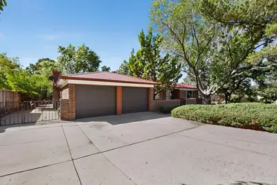 13008 Glenwood Hills Court NE, Albuquerque, NM 87111 