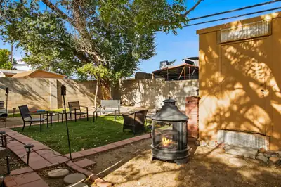 142 55th Street SW A & B, Albuquerque, NM 87121 