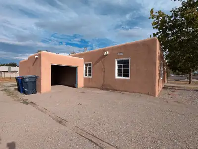400 63rd Street NW, Albuquerque, NM 87105 