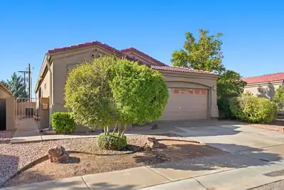 5424 Blue Jay Lane NW, Albuquerque, NM 87120 