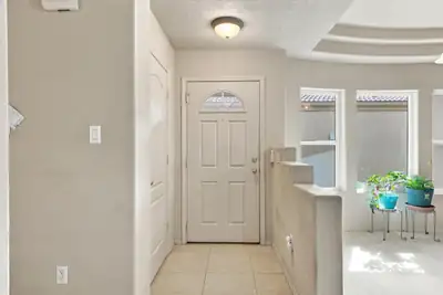 5424 Blue Jay Lane NW, Albuquerque, NM 87120 