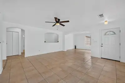 7804 Crepe Myrtle Road SW, Albuquerque, NM 87121 