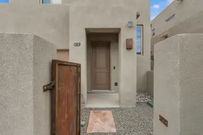 7240 Vista Serena Loop, Santa Fe, NM 87507 