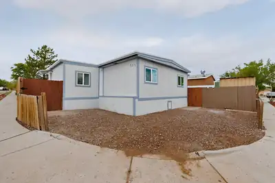737 97th Street SW, Albuquerque