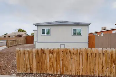 737 97th Street SW, Albuquerque, NM 87121 