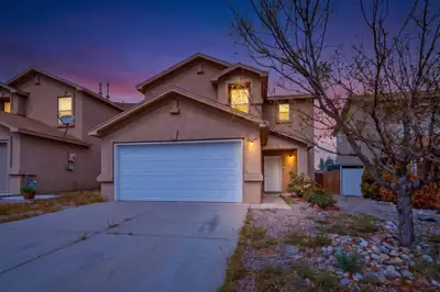 8419 Casa Amarilla Road NW, Albuquerque, NM 87120 