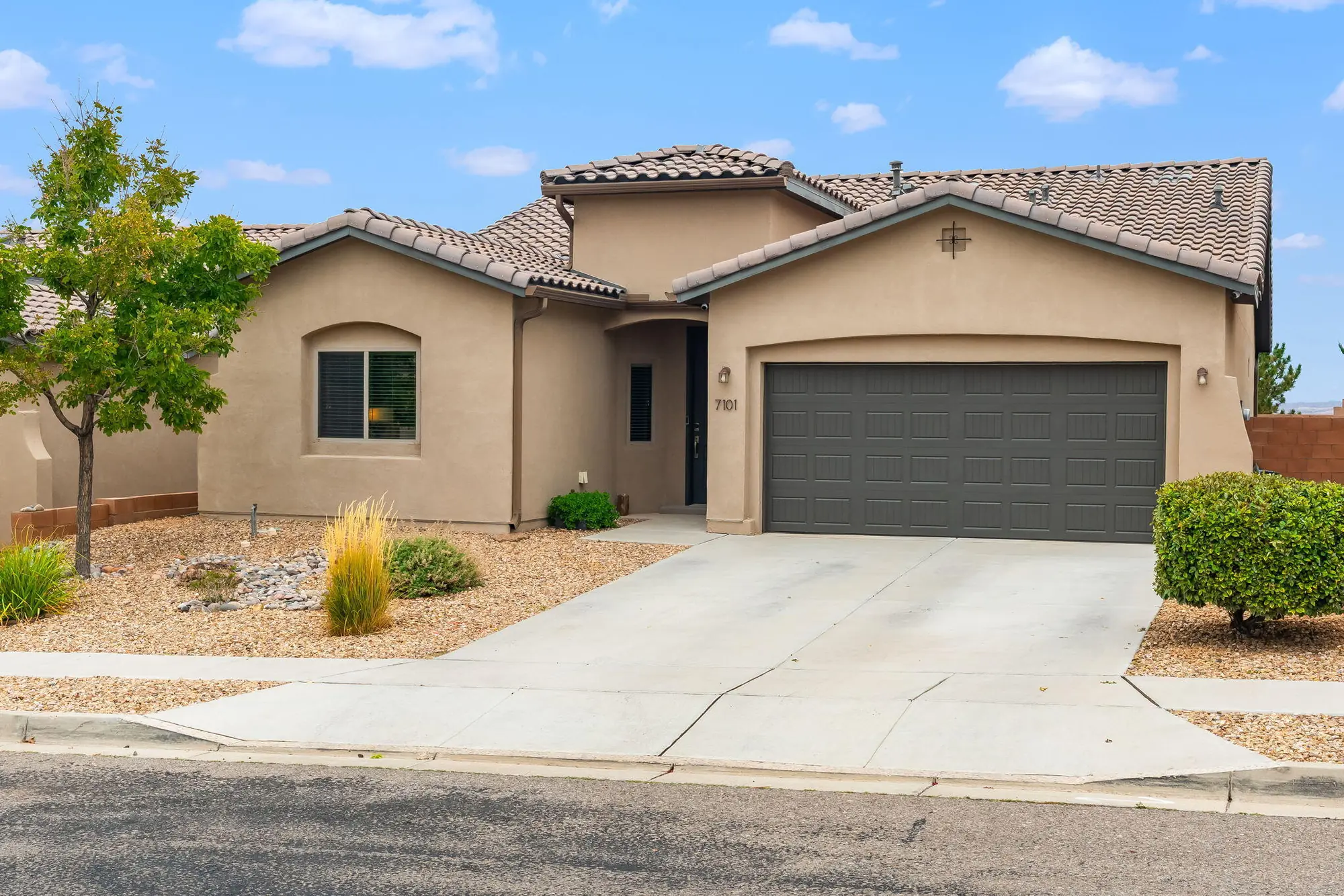 7101 Napoleon Road NE, Rio Rancho, NM 87144